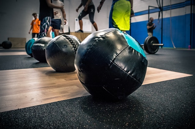 Entrenamiento Funcional con Esther Montoya, Fuerza, Tabata y The Ball Challenge